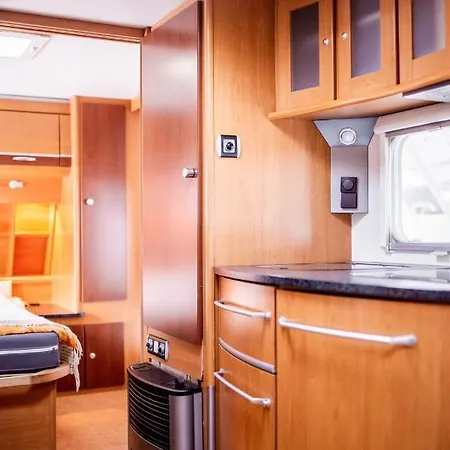 Camping Kormoran #Hel - Przyczepa nr 12 - premium
