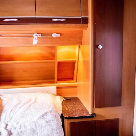 Camping Kormoran #Hel - Przyczepa nr 12 - premium