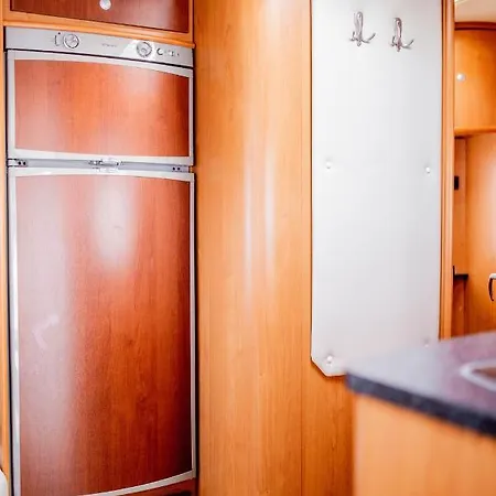 Kemping Camping Kormoran #Hel - Przyczepa nr 12 - premium